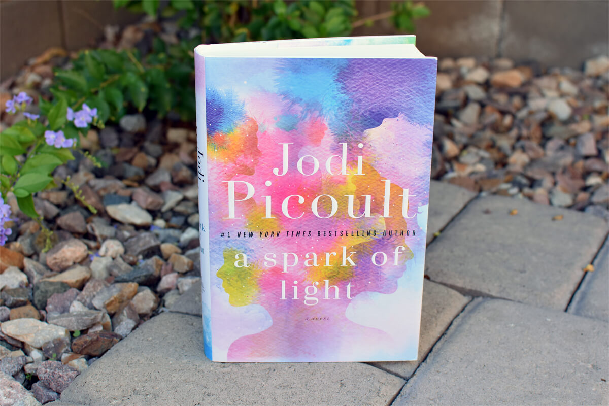 Review: A Spark of Light by Jodi Picoult