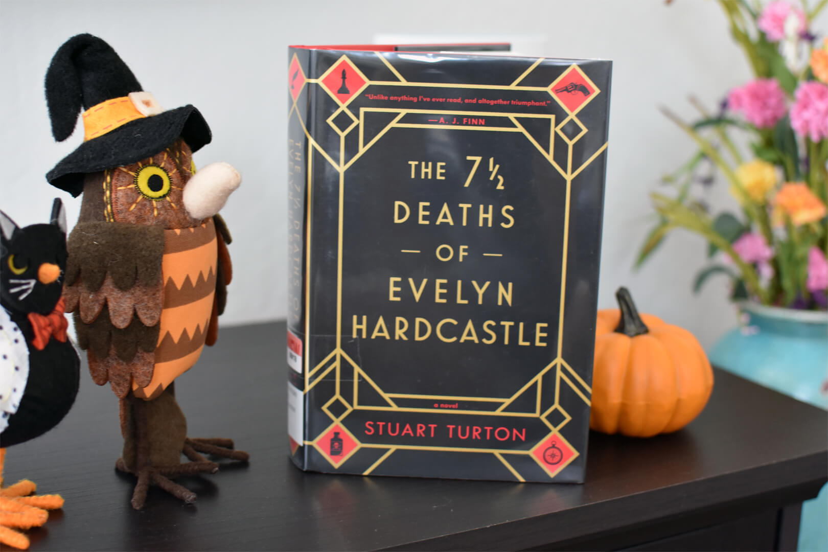 Preview: The 7 ½ Deaths of Evelyn Hardcastle by Stuart Turton