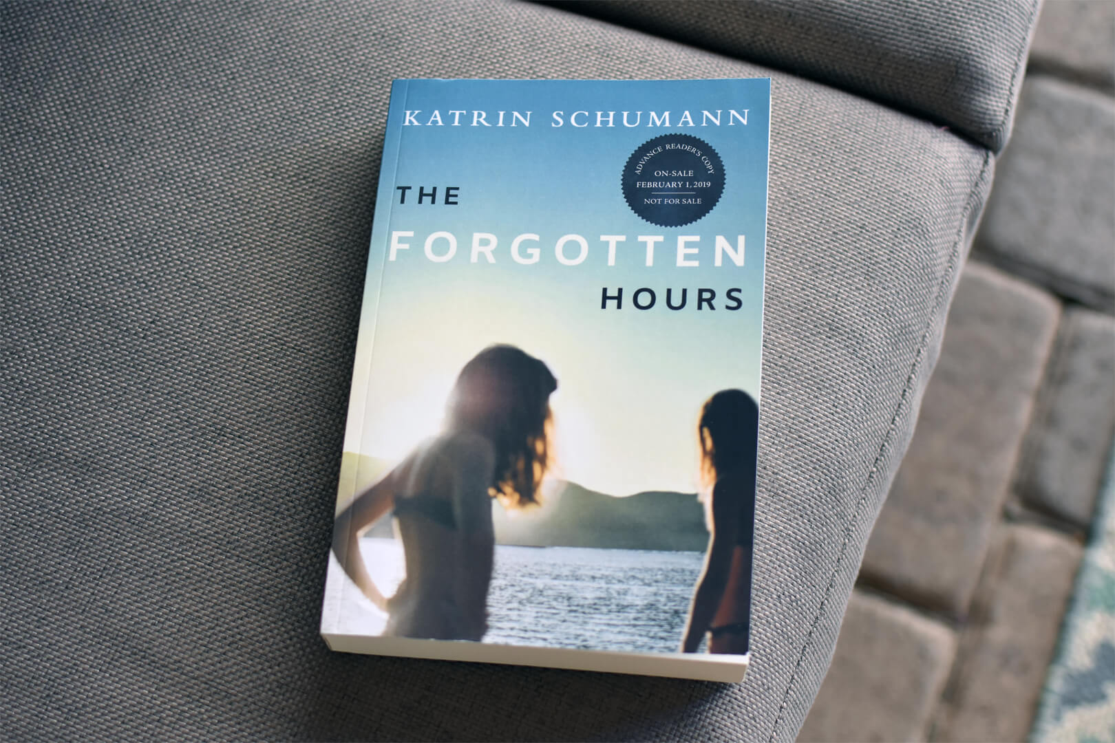 Review: The Forgotten Hours by Katrin Schumann