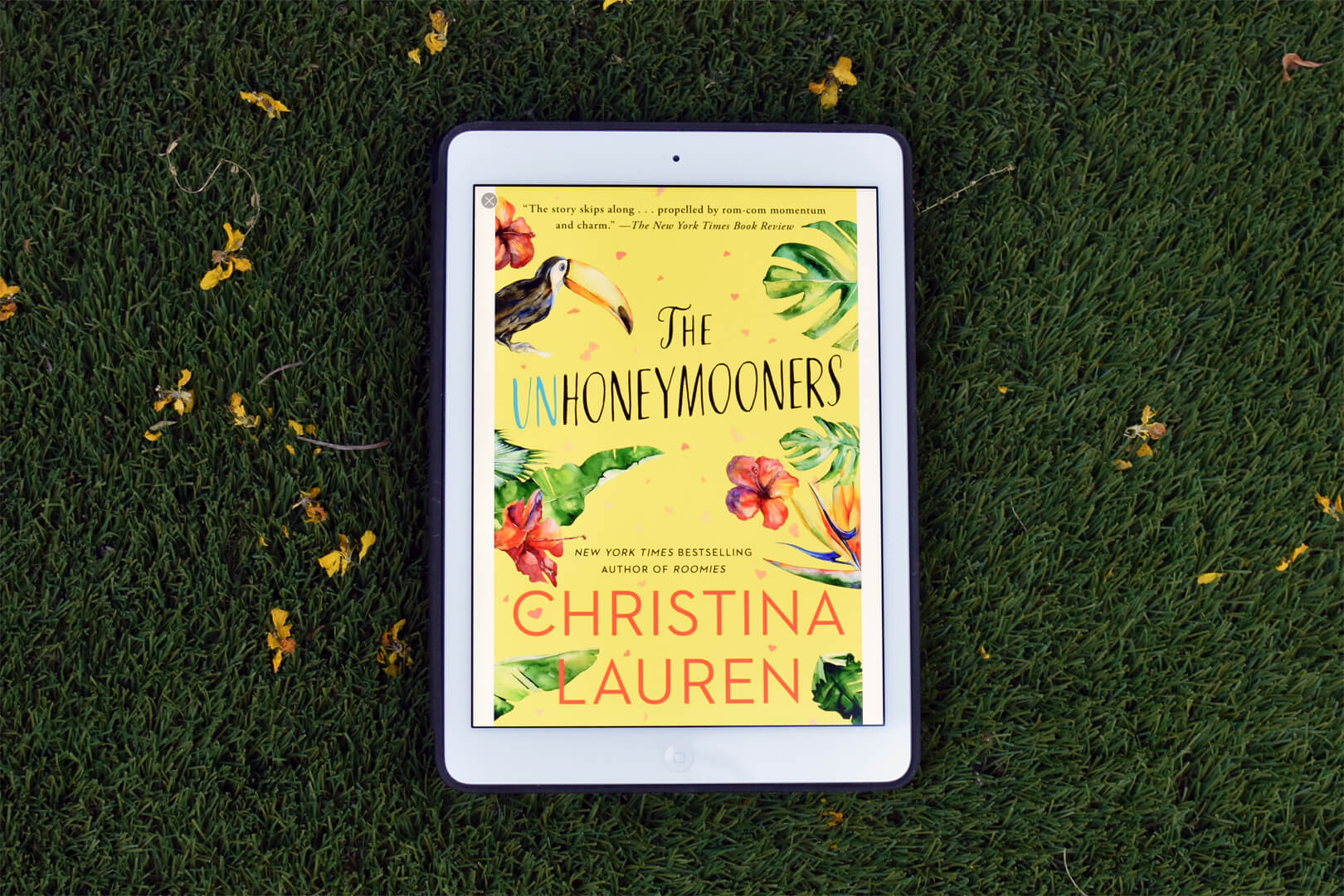 Book Club Questions for The Unhoneymooners by Christina Lauren