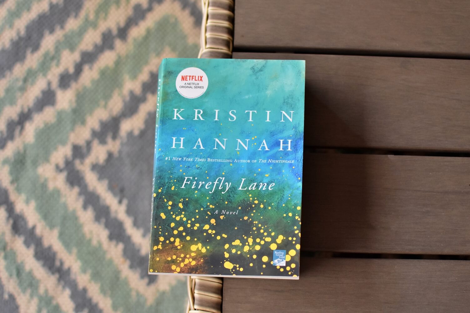 Book Club Questions for Firefly Lane by Kristin Hannah